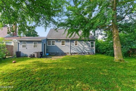 2529 Putnam Street Schenectady NY 12304