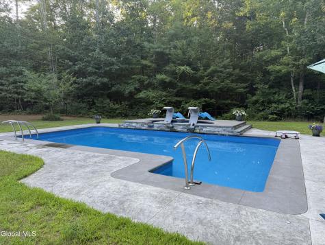 52 Brampton Lane Gansevoort NY 12831