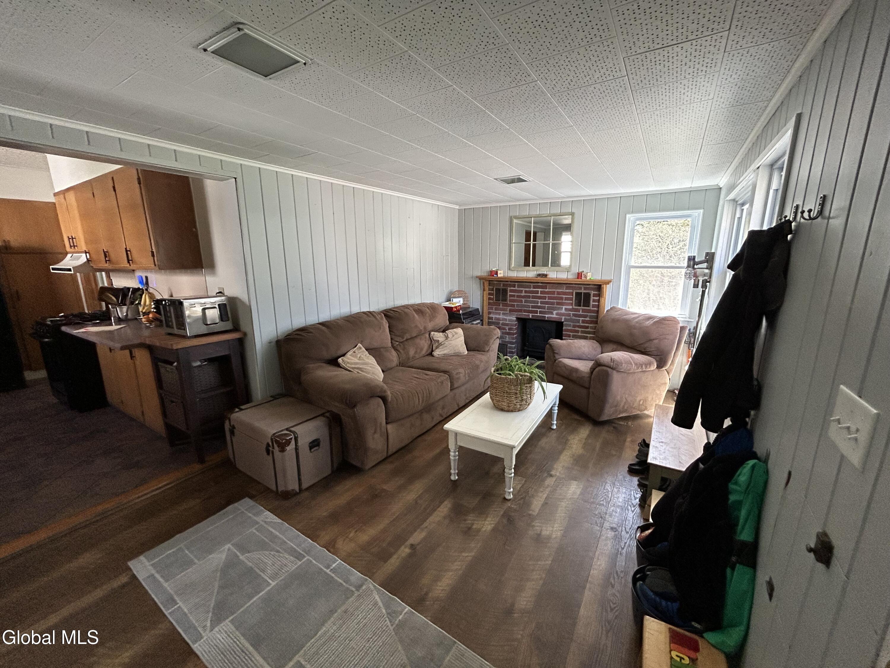 83 Kingsboro Avenue Gloversville NY 12078