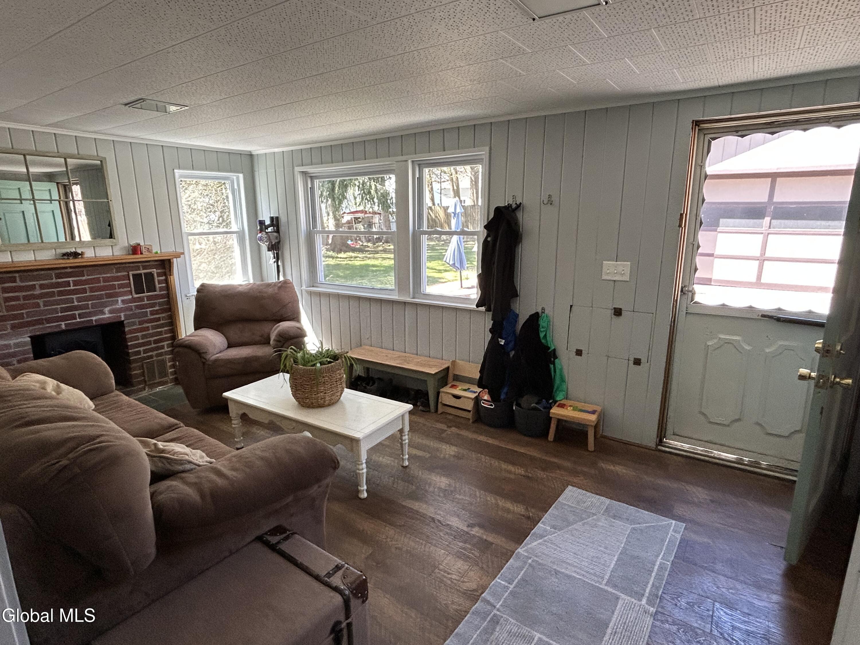 83 Kingsboro Avenue Gloversville NY 12078