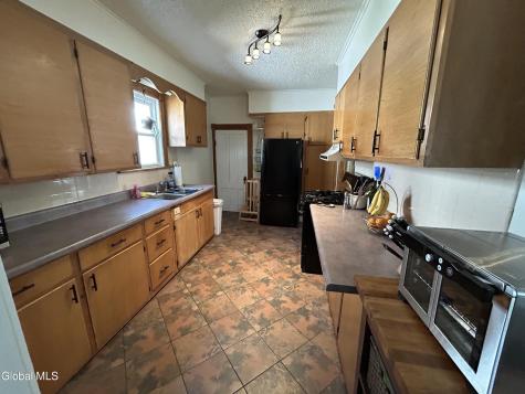 83 Kingsboro Avenue Gloversville NY 12078