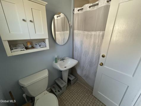 83 Kingsboro Avenue Gloversville NY 12078