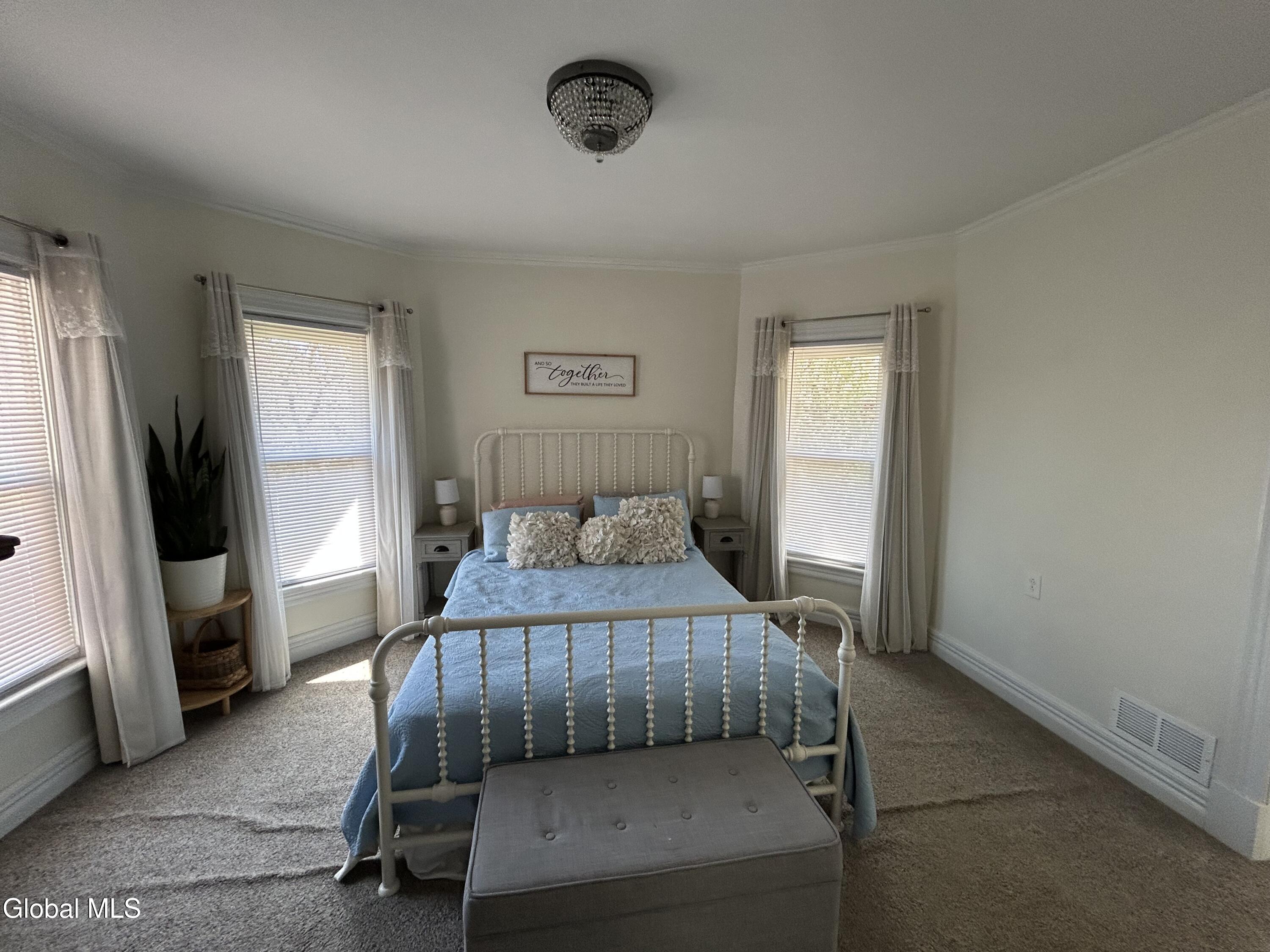 83 Kingsboro Avenue Gloversville NY 12078