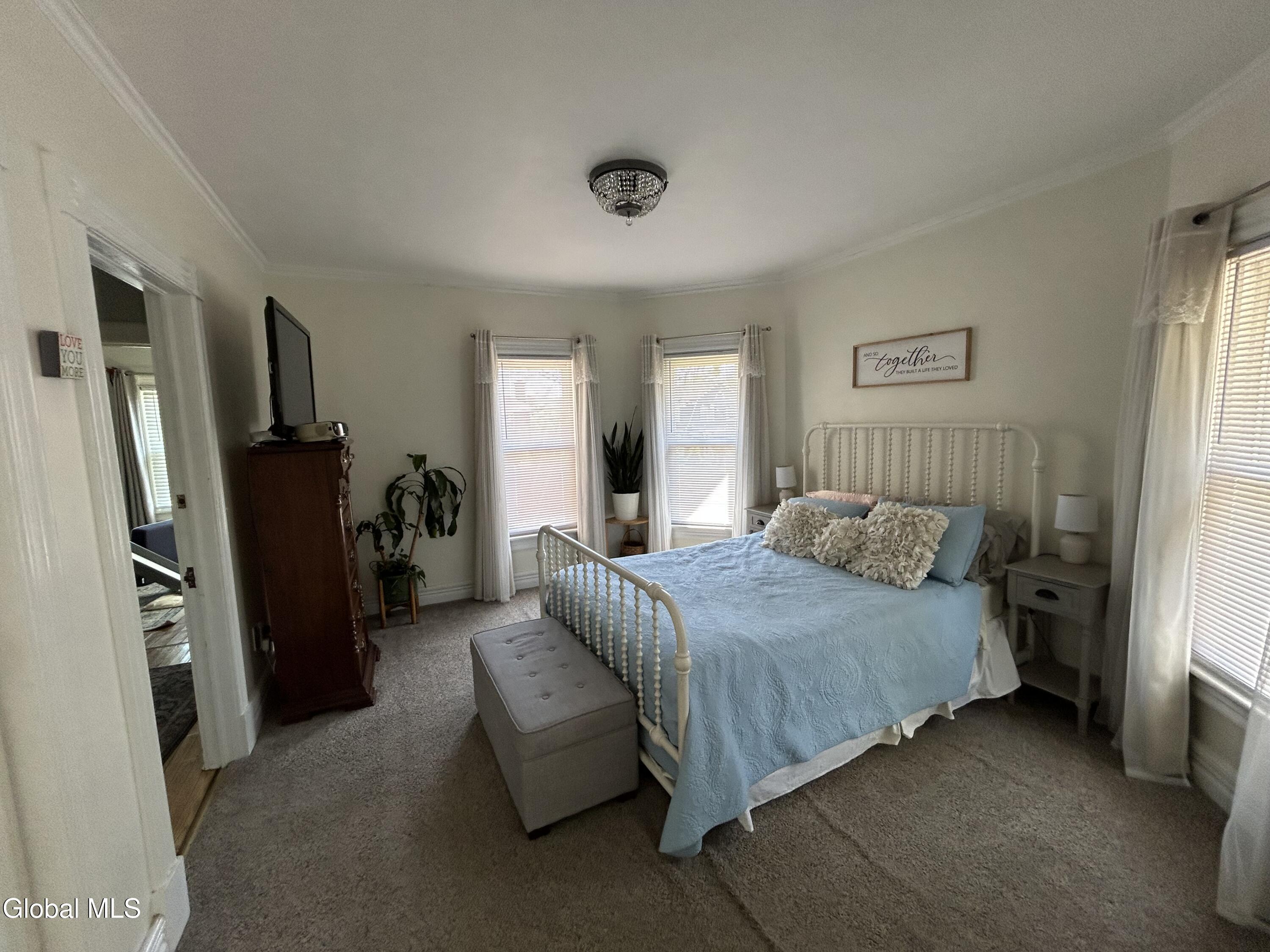83 Kingsboro Avenue Gloversville NY 12078
