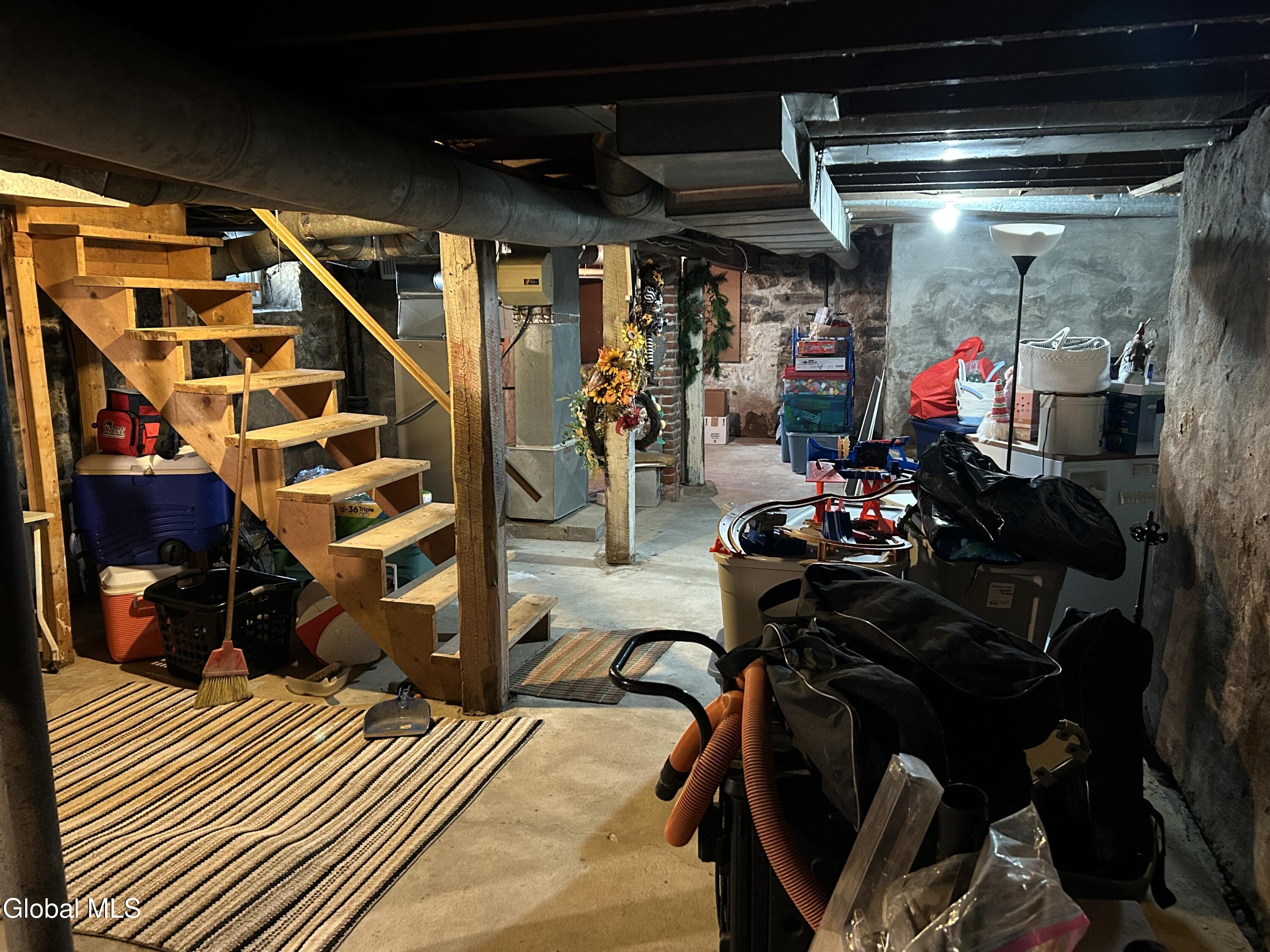 83 Kingsboro Avenue Gloversville NY 12078