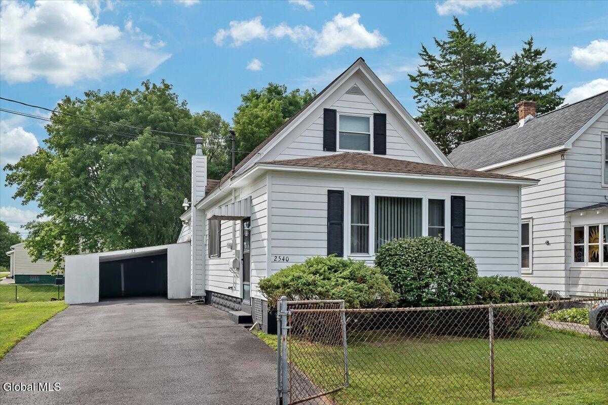 2540 Pauline Avenue Rotterdam NY 12306