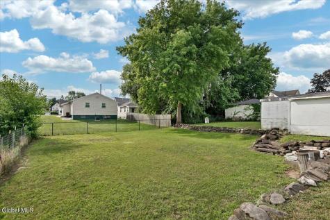 2540 Pauline Avenue Rotterdam NY 12306