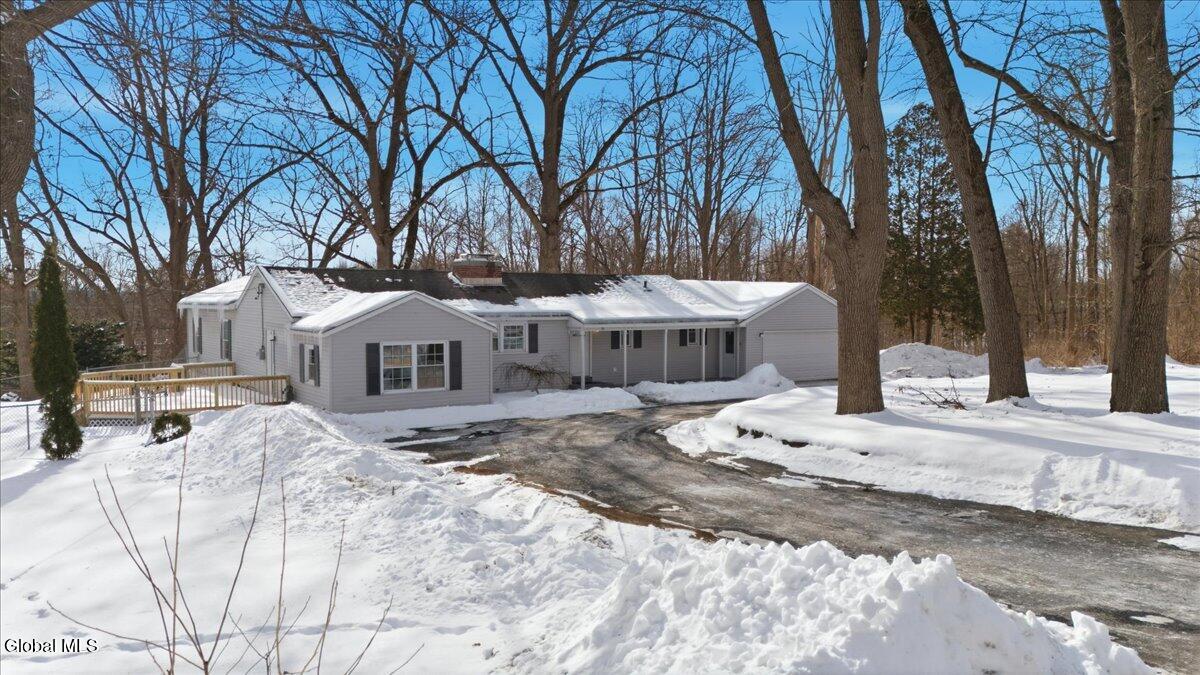 12 Laurel Road Moreau NY 12828