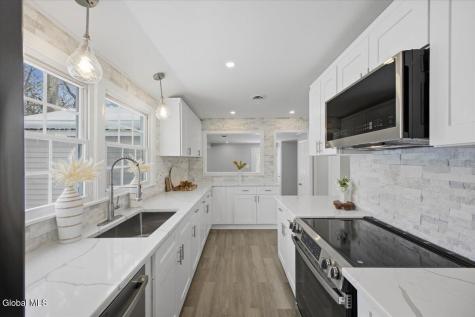 12 Laurel Road Moreau NY 12828