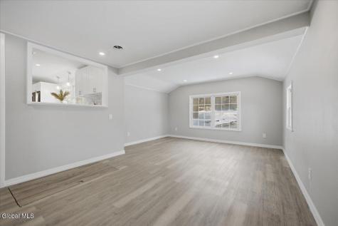 12 Laurel Road Moreau NY 12828