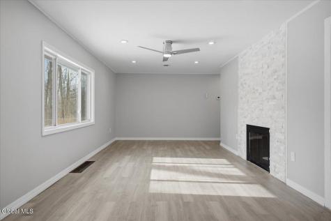 12 Laurel Road Moreau NY 12828