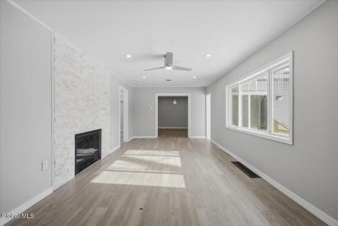 12 Laurel Road Moreau NY 12828