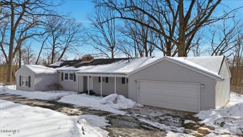 12 Laurel Road Moreau NY 12828