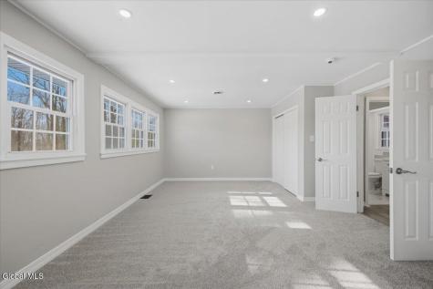 12 Laurel Road Moreau NY 12828