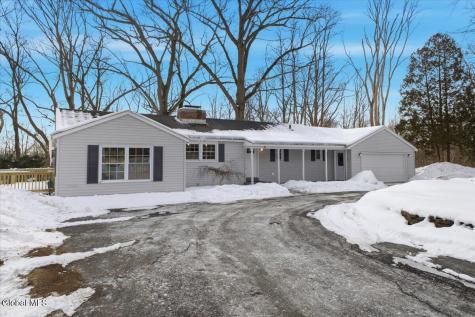 12 Laurel Road Moreau NY 12828