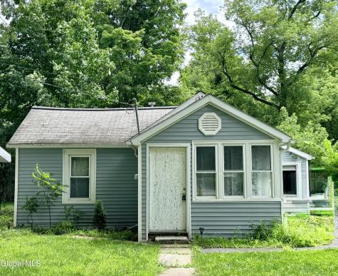 28 Lake Avenue Nassau NY 12123