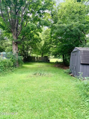 28 Lake Avenue Nassau NY 12123