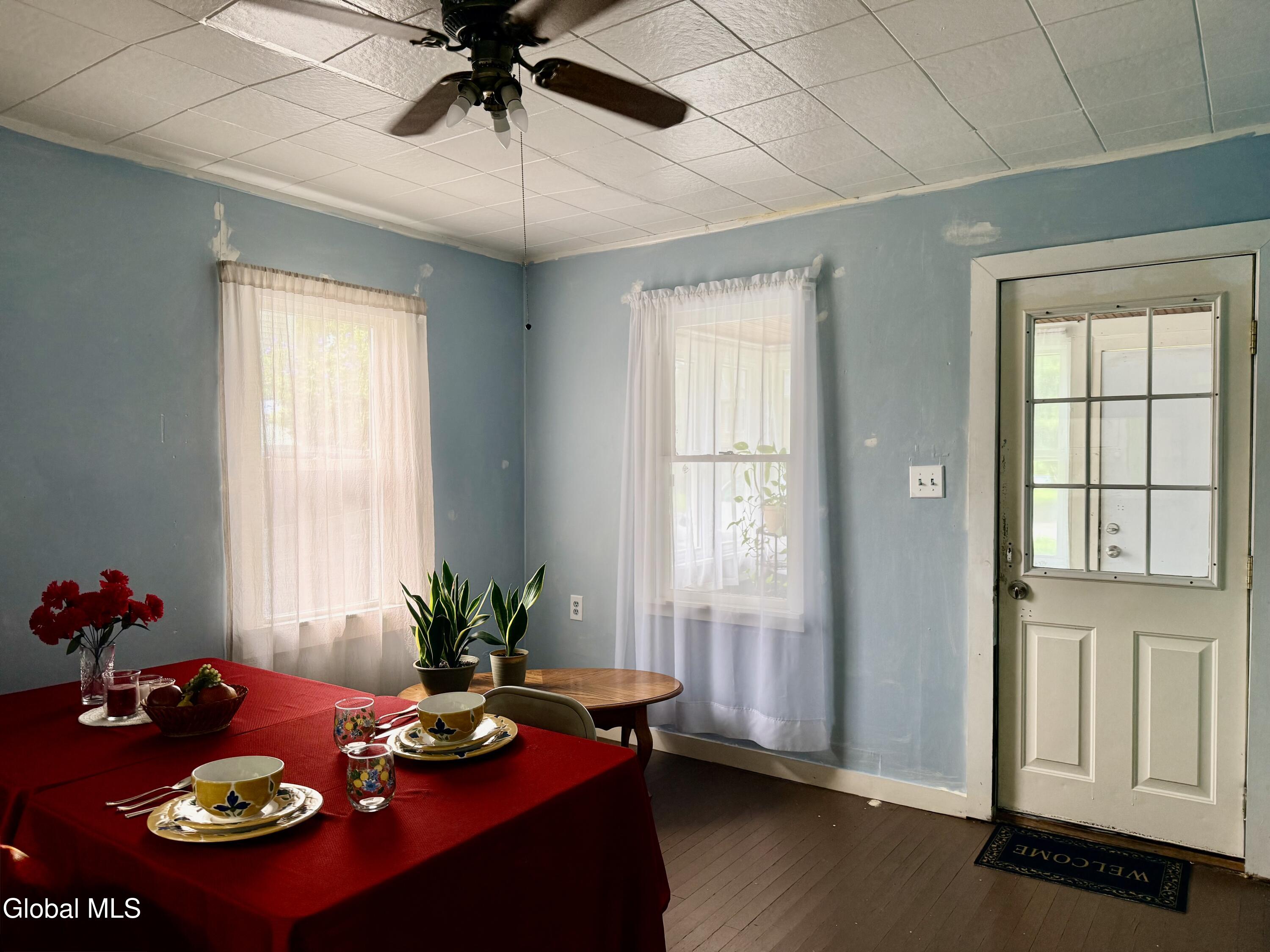 28 Lake Avenue Nassau NY 12123