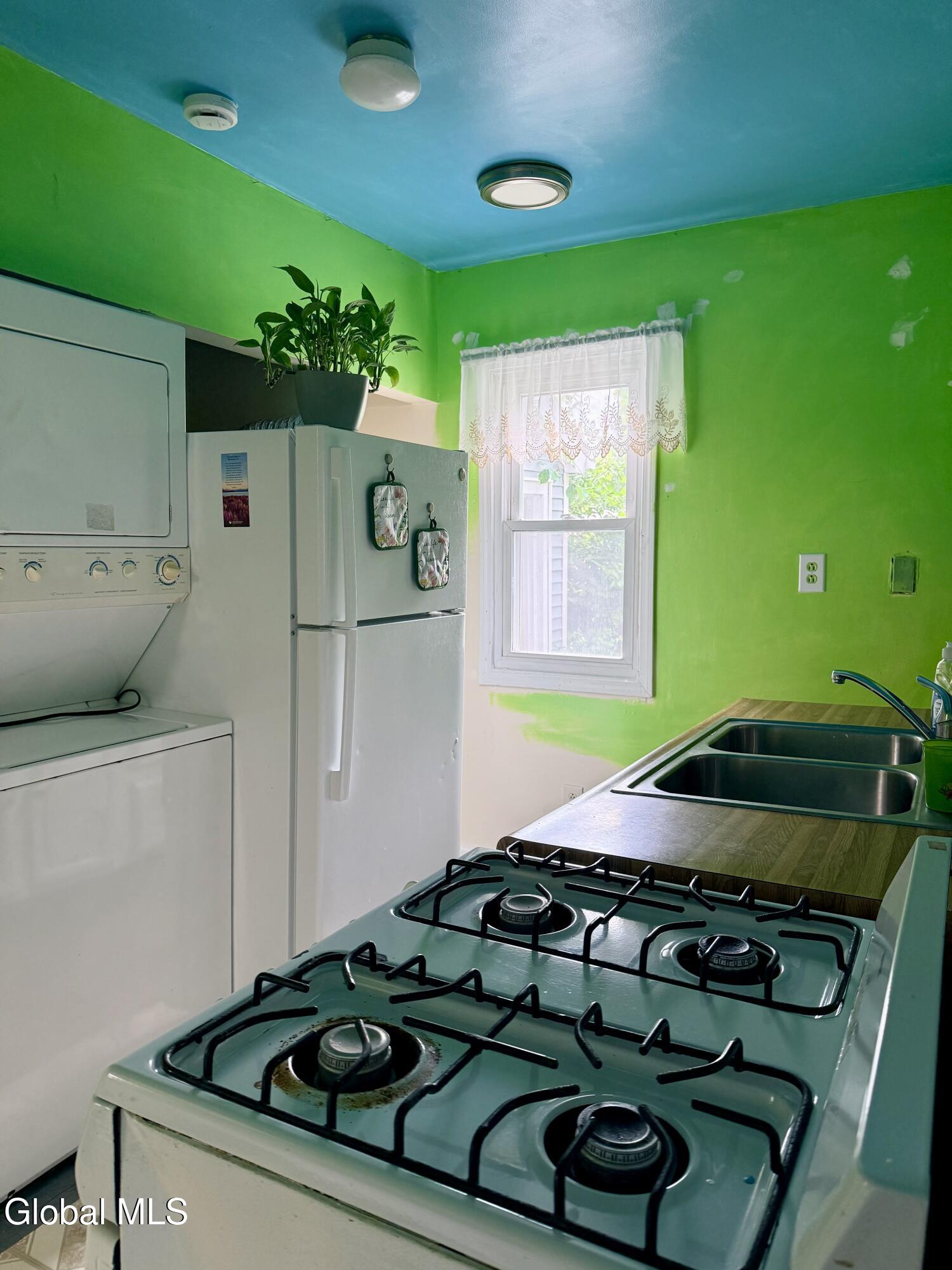 28 Lake Avenue Nassau NY 12123