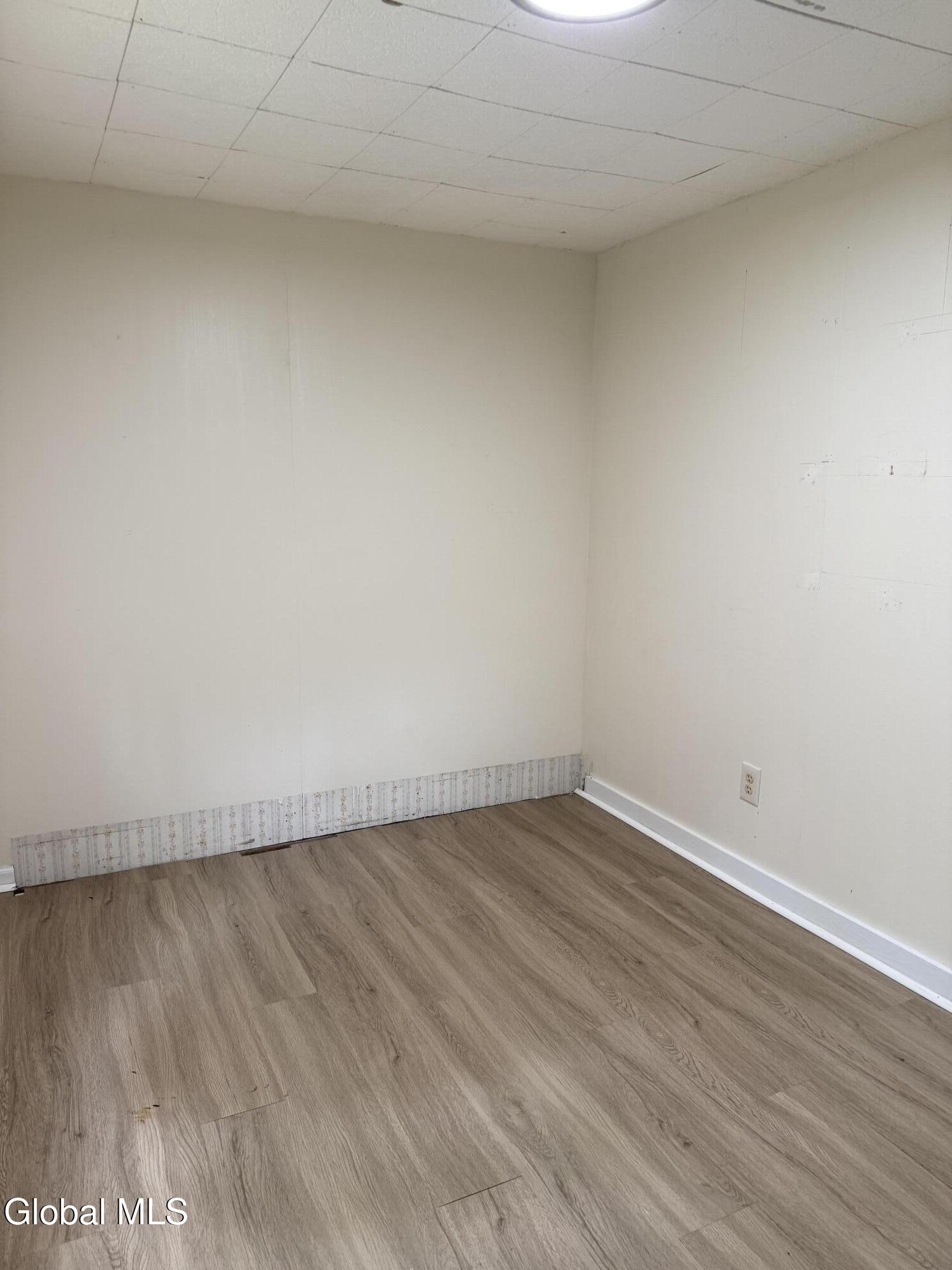 28 Lake Avenue Nassau NY 12123