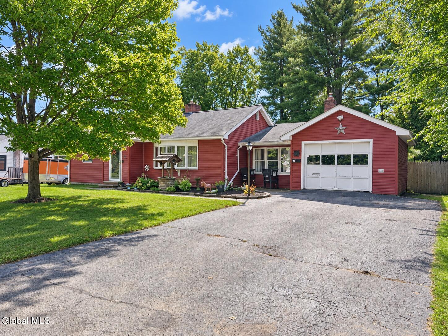 16 Carolyn Lane Glenville NY 12302