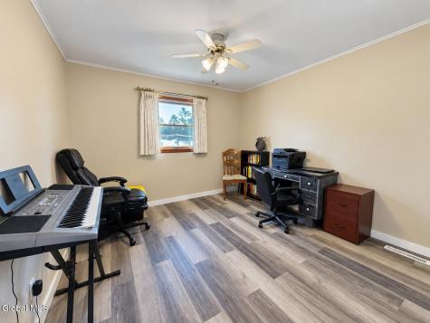 16 Carolyn Lane Glenville NY 12302