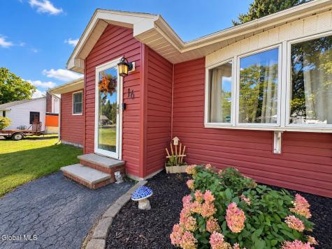 16 Carolyn Lane Glenville NY 12302