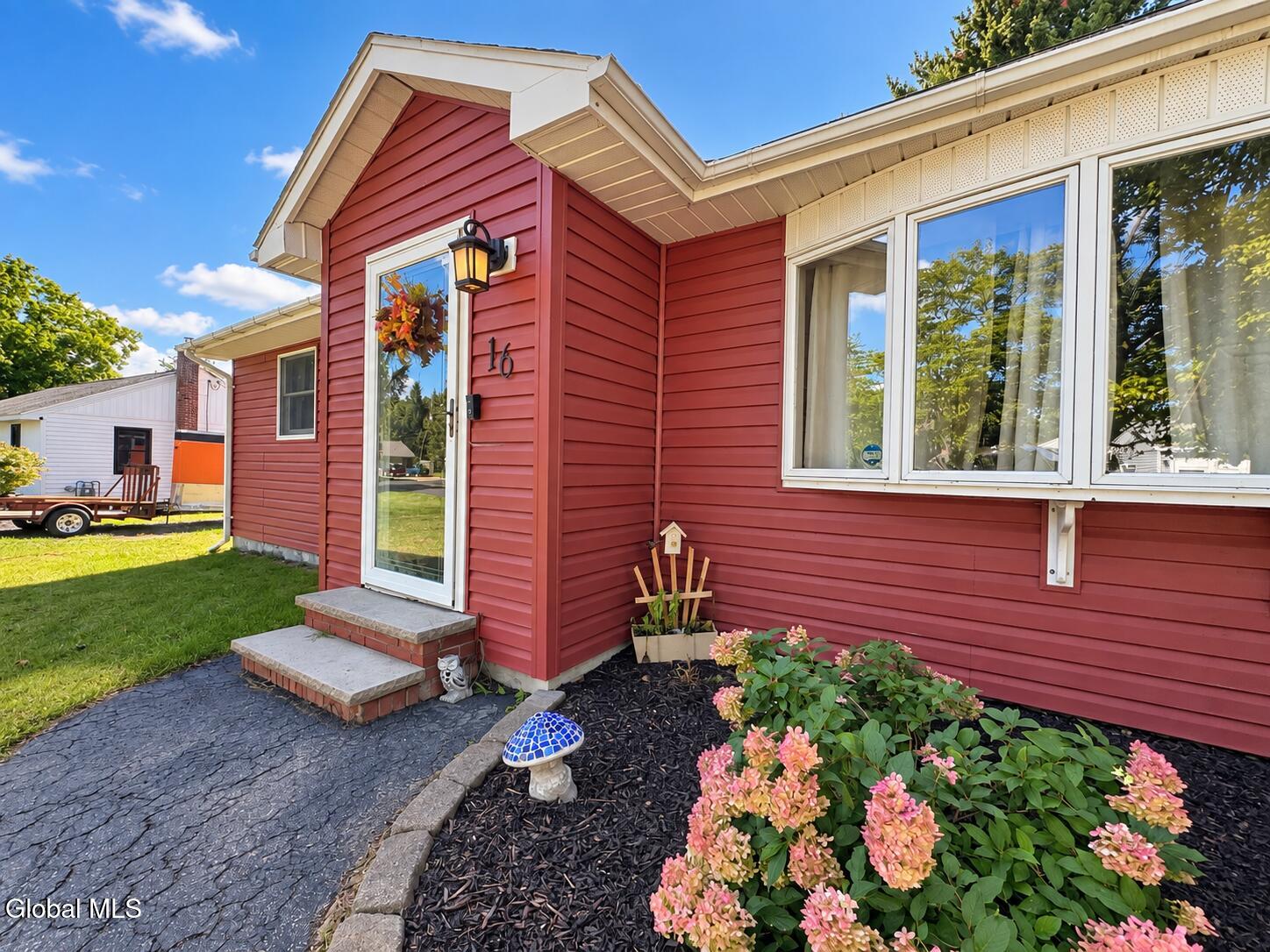 16 Carolyn Lane Glenville NY 12302