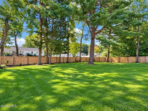 16 Carolyn Lane Glenville NY 12302