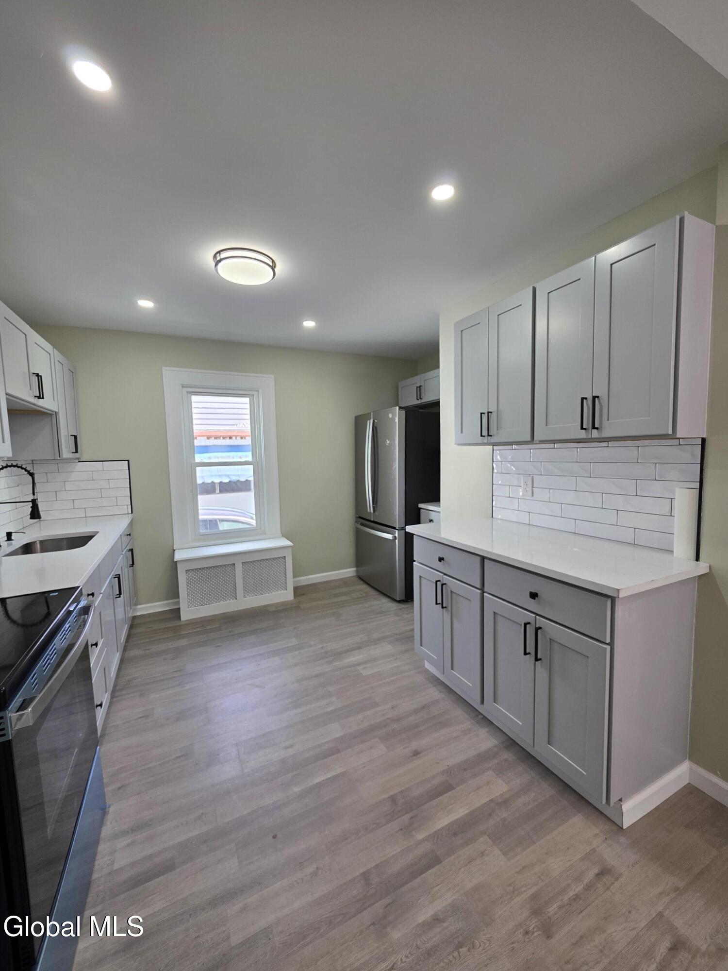 14 Crescent Avenue Amsterdam NY 12010