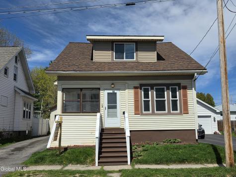 14 Crescent Avenue Amsterdam NY 12010
