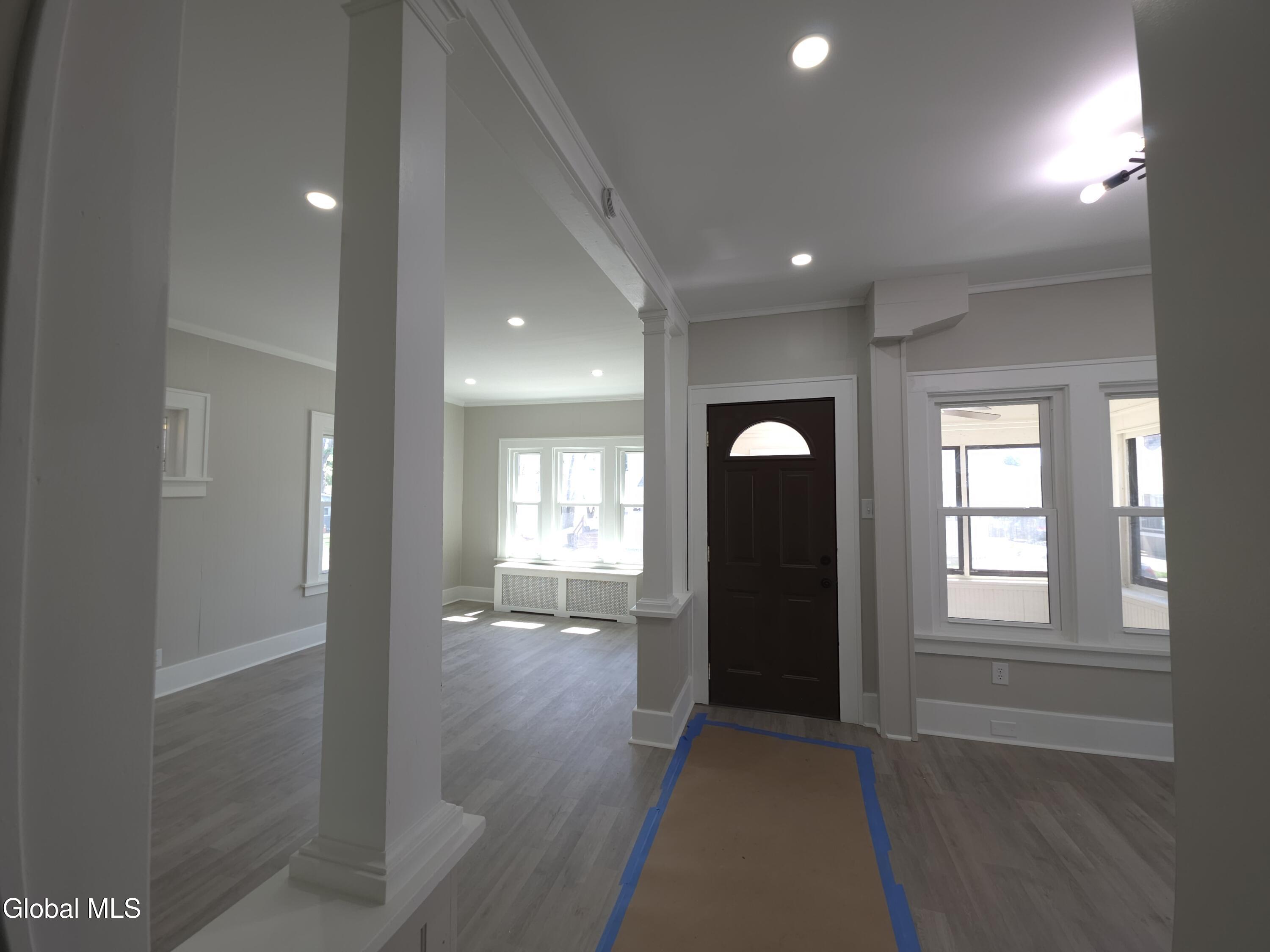 14 Crescent Avenue Amsterdam NY 12010