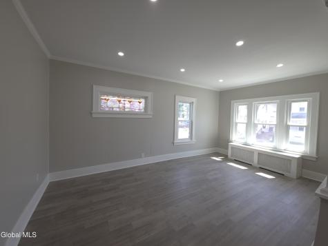 14 Crescent Avenue Amsterdam NY 12010