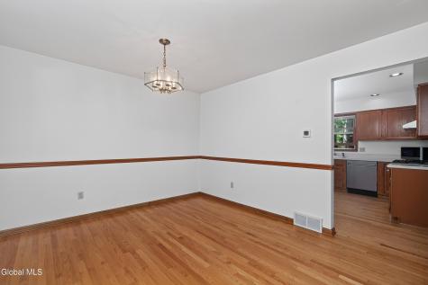 412 Persimmon Drive Schenectady NY 12303