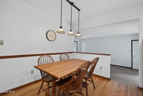 412 Persimmon Drive Schenectady NY 12303