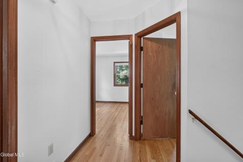 412 Persimmon Drive Schenectady NY 12303