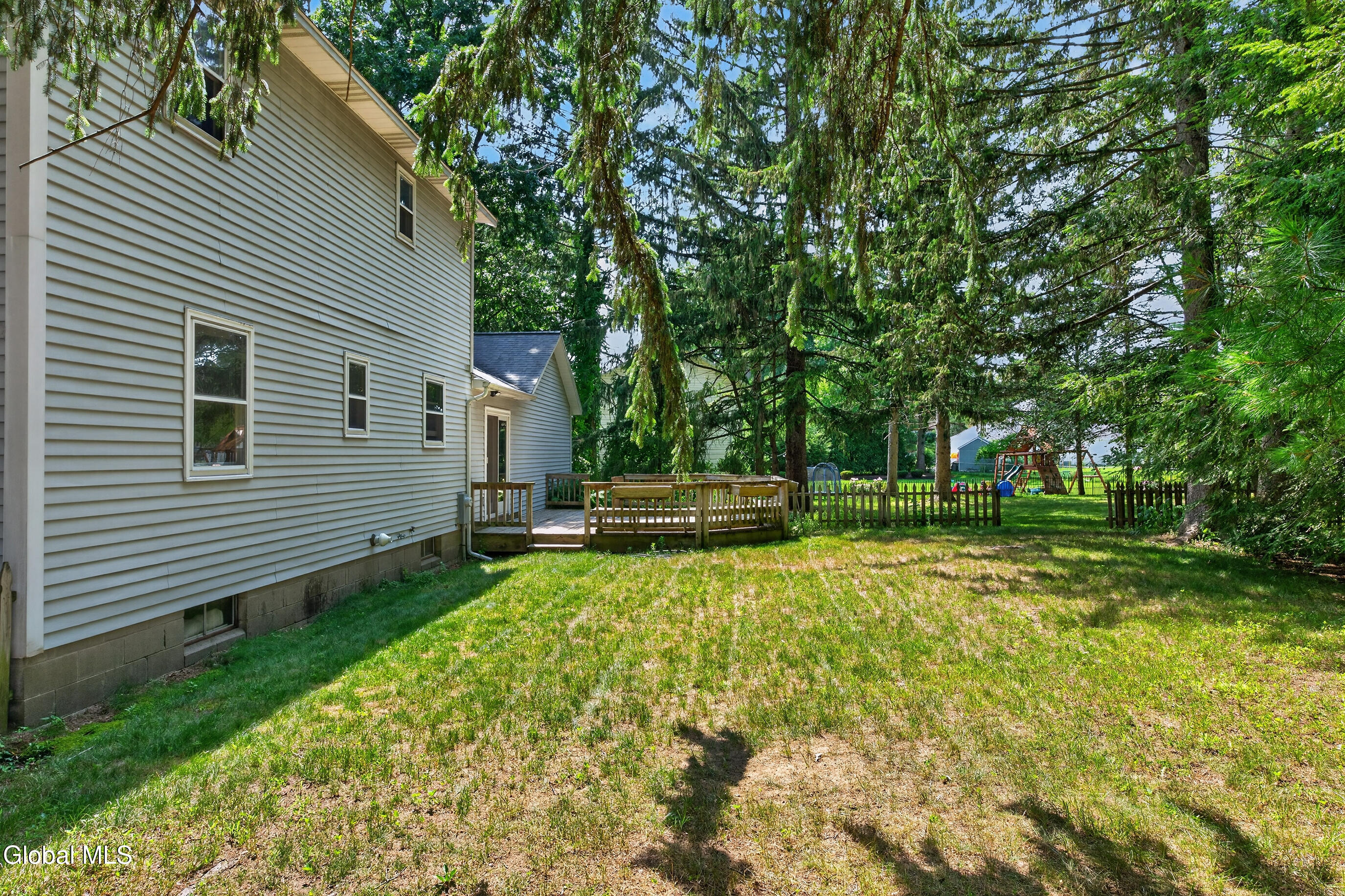 412 Persimmon Drive Schenectady NY 12303