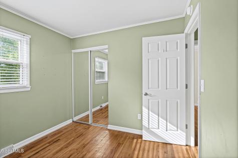 1 Dorsman Drive Clifton Park NY 12065