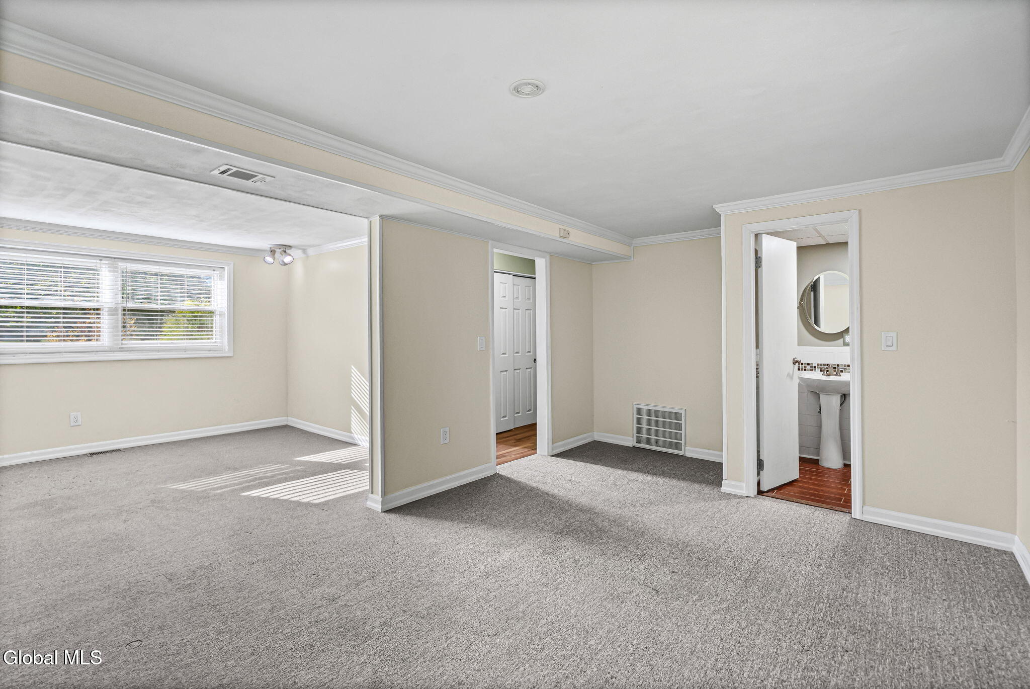 1 Dorsman Drive Clifton Park NY 12065