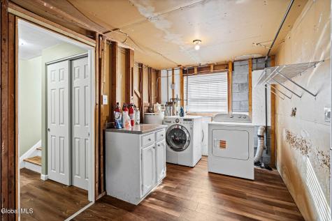 1 Dorsman Drive Clifton Park NY 12065