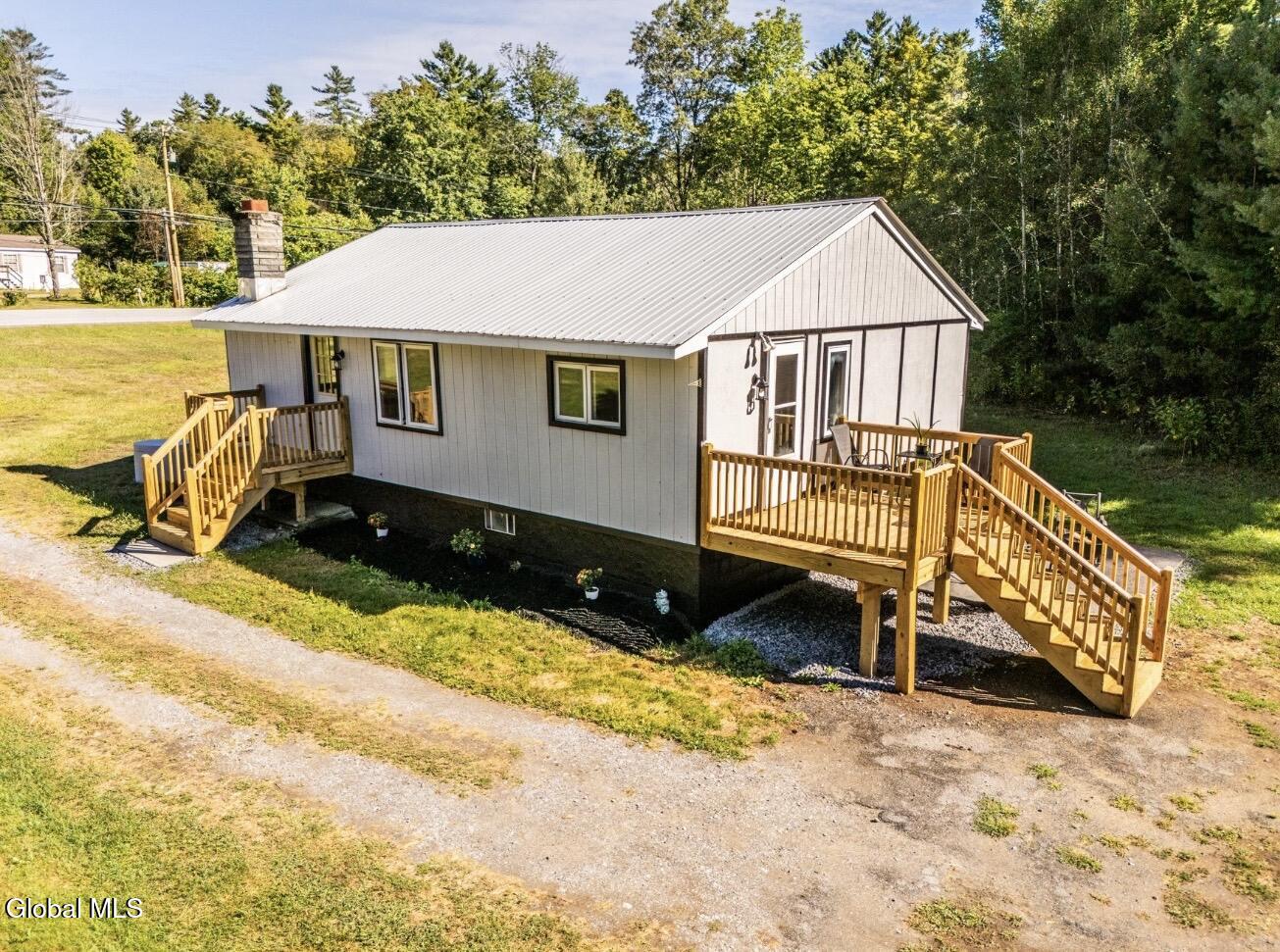 1728 N Shore Road Day NY 12835