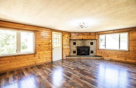 1728 N Shore Road Day NY 12835