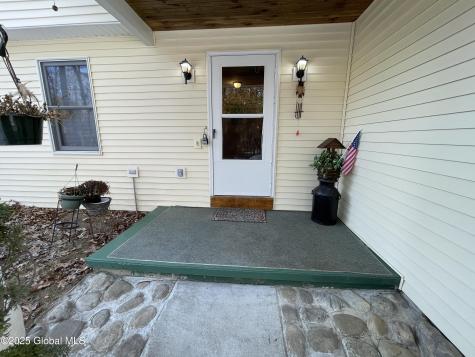 32 Vincek Lane Saratoga Springs NY 12866