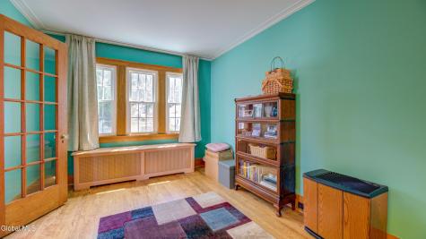 82 Oakland Avenue Gloversville NY 12078