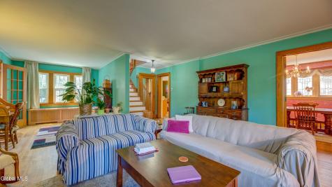 82 Oakland Avenue Gloversville NY 12078