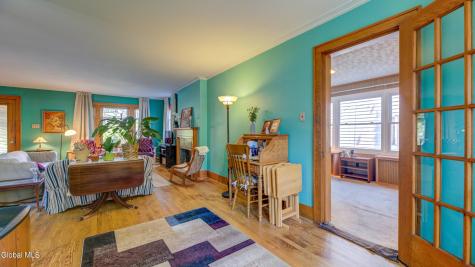 82 Oakland Avenue Gloversville NY 12078