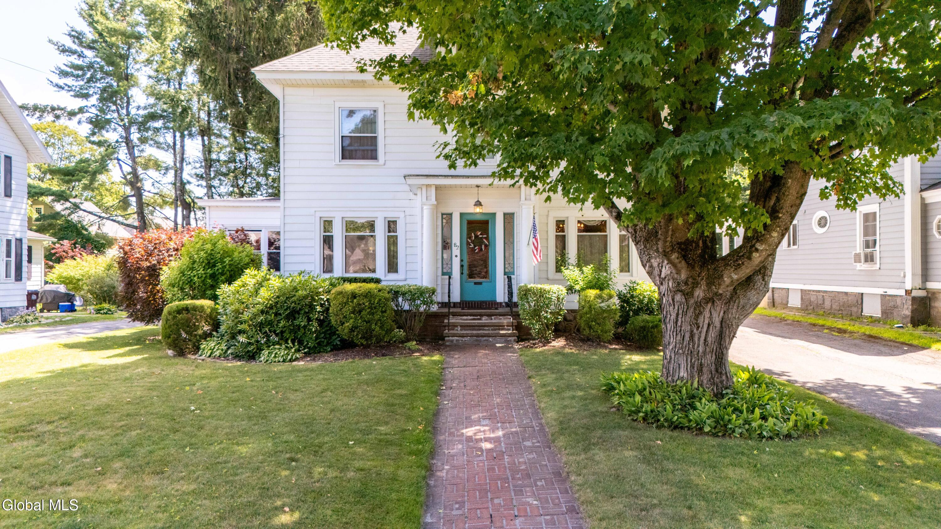 82 Oakland Avenue Gloversville NY 12078