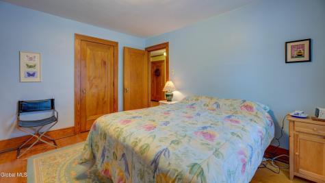 82 Oakland Avenue Gloversville NY 12078
