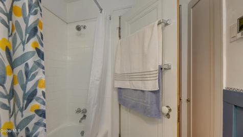 82 Oakland Avenue Gloversville NY 12078