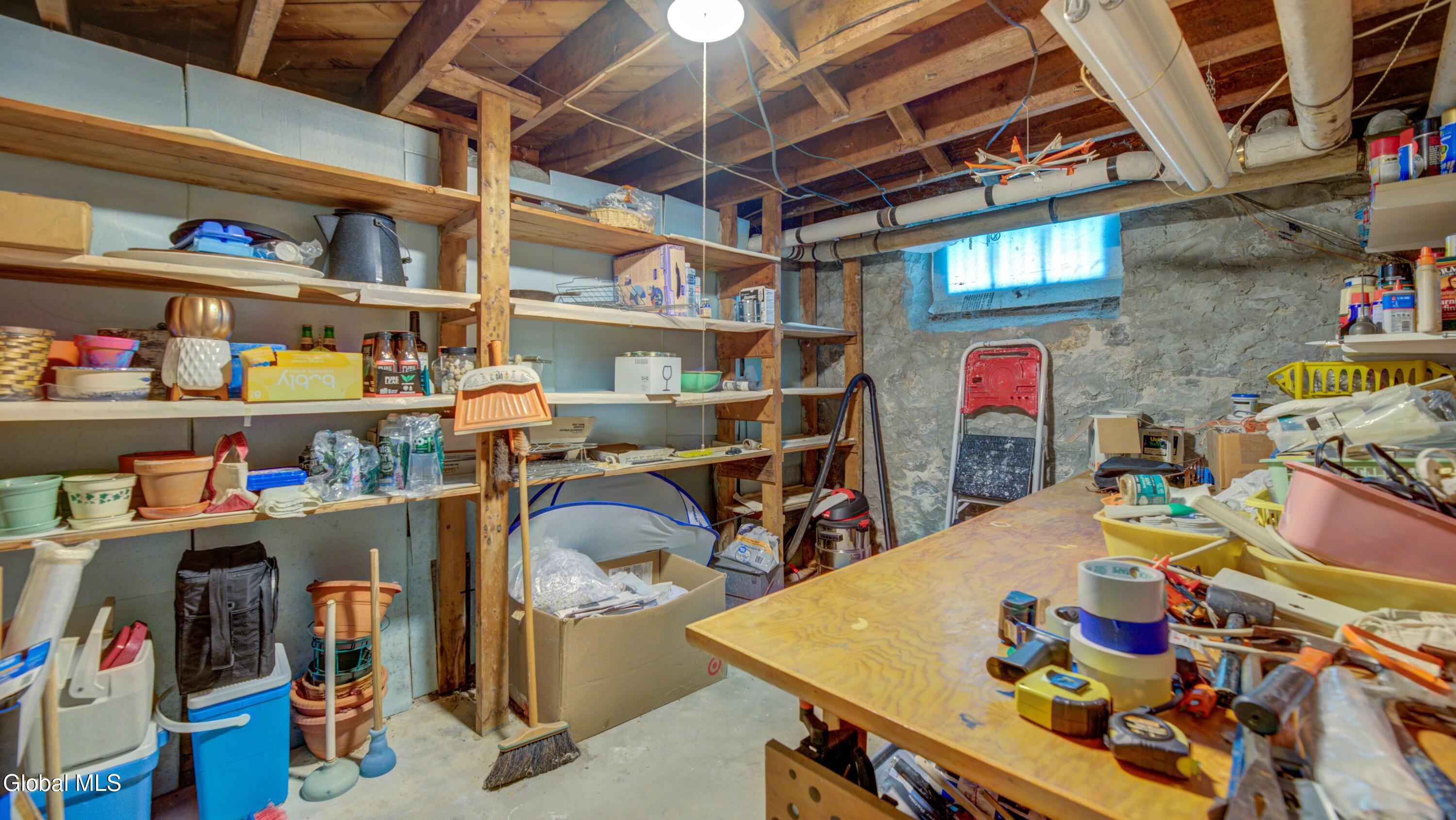82 Oakland Avenue Gloversville NY 12078